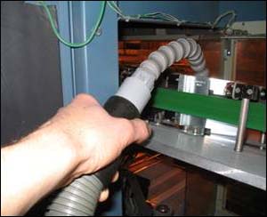 After  Flexible nozzle allows operator to vacuum equipment with a straight wrist